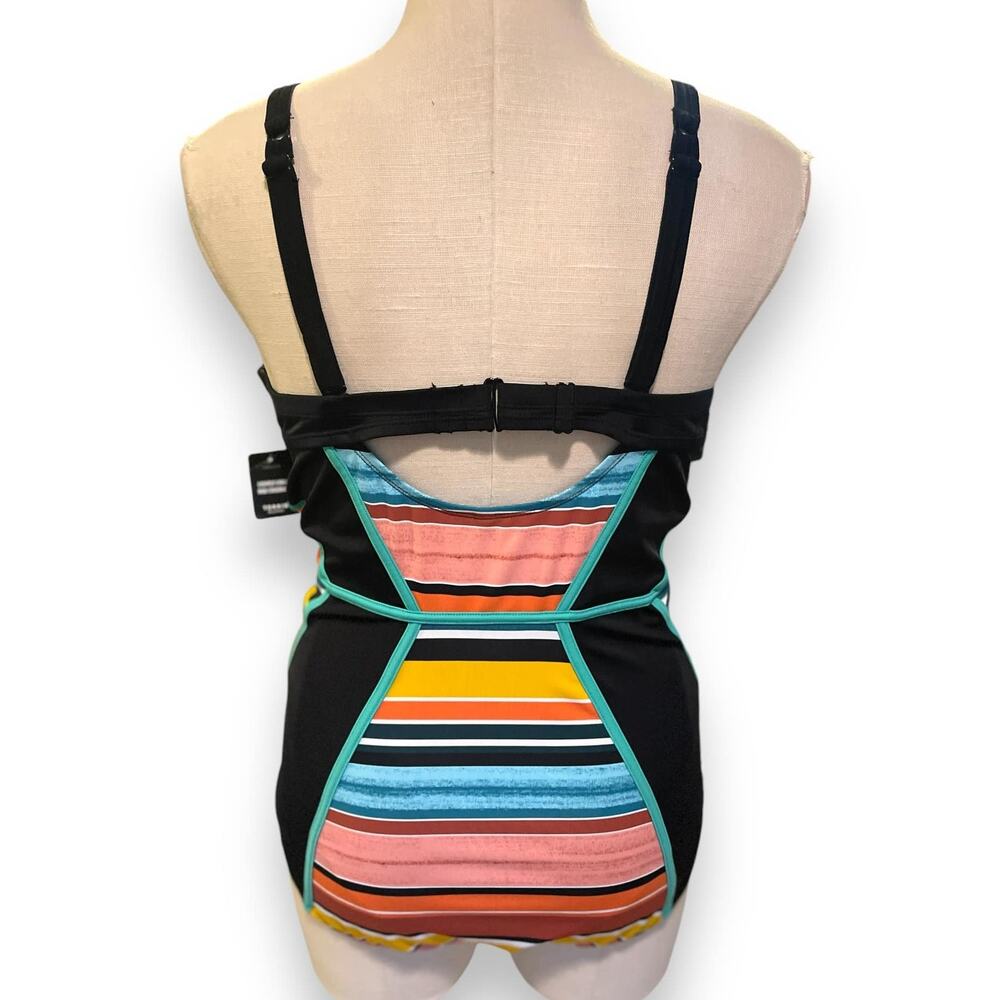 New Torrid 3 (3X 22/24) One Piece Slim Fix Underwire Padded Striped Swimsuit - Picture 4 of 4